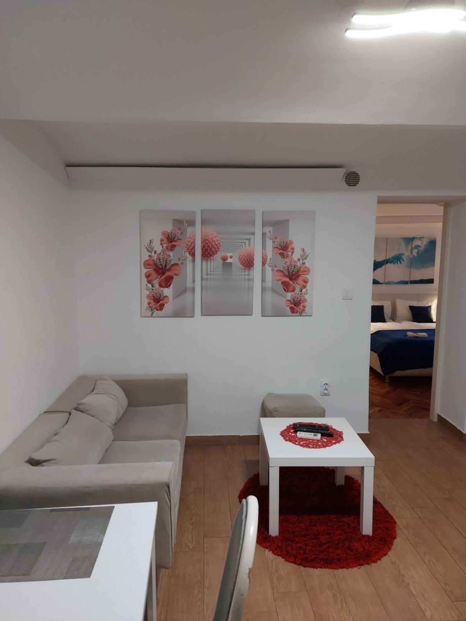 Inter Apartment Belgrado Buitenkant foto