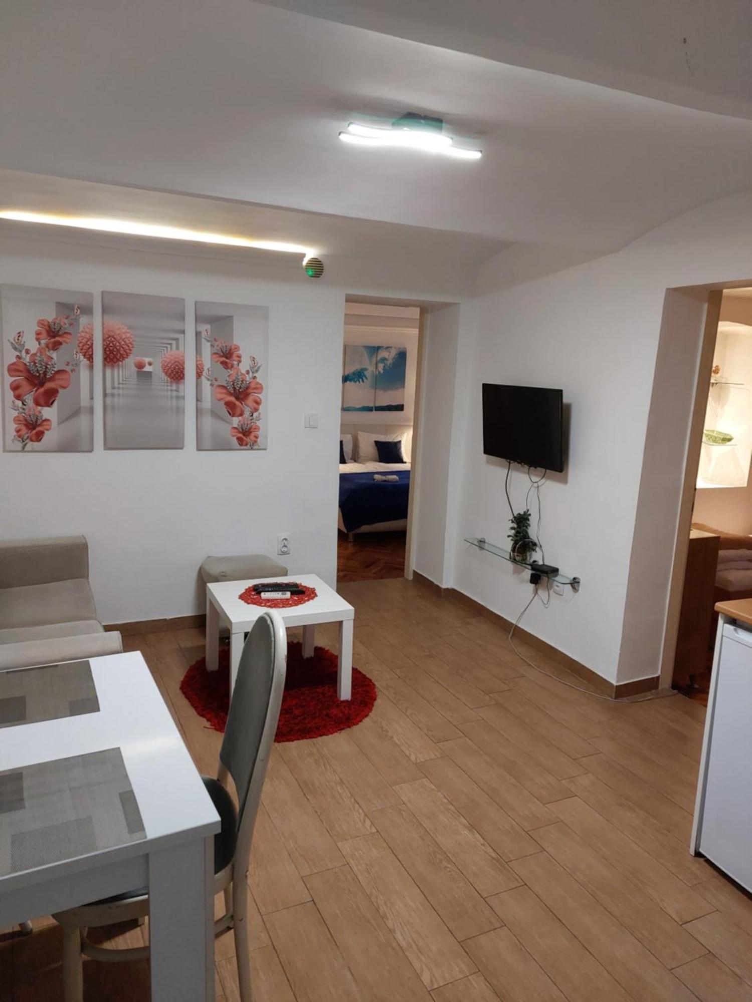 Inter Apartment Belgrado Buitenkant foto